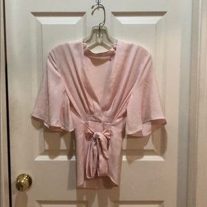 NWOT - ASTR Kimono tie-waist blouse